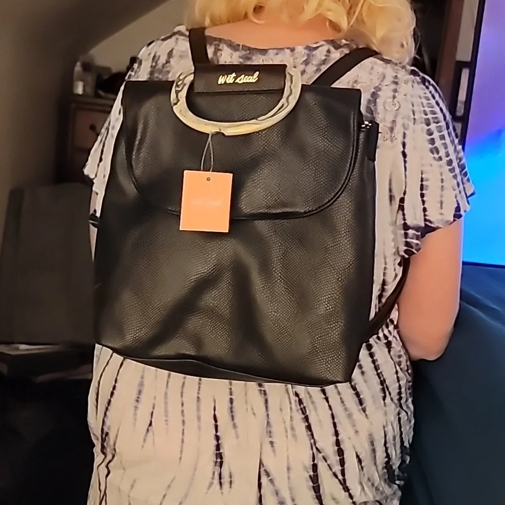 WET SEAL backpack carrying purse